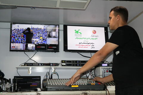 ششمین روز حضور تماشاخانه سیار کانون پرورش فکری در کرمان