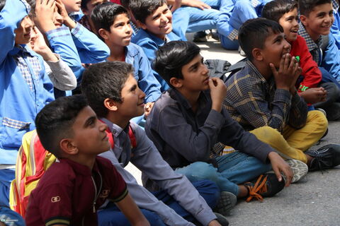 ششمین روز حضور تماشاخانه سیار کانون پرورش فکری در کرمان