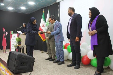 اختتامیه  نوزدهمین جشنواره «هنرهای نمایشی کودکان و نوجوانان» خوزستان