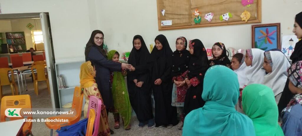 بزرگداشت روز معلم در مراکز فرهنگیهنری سیستان و بلوچستان