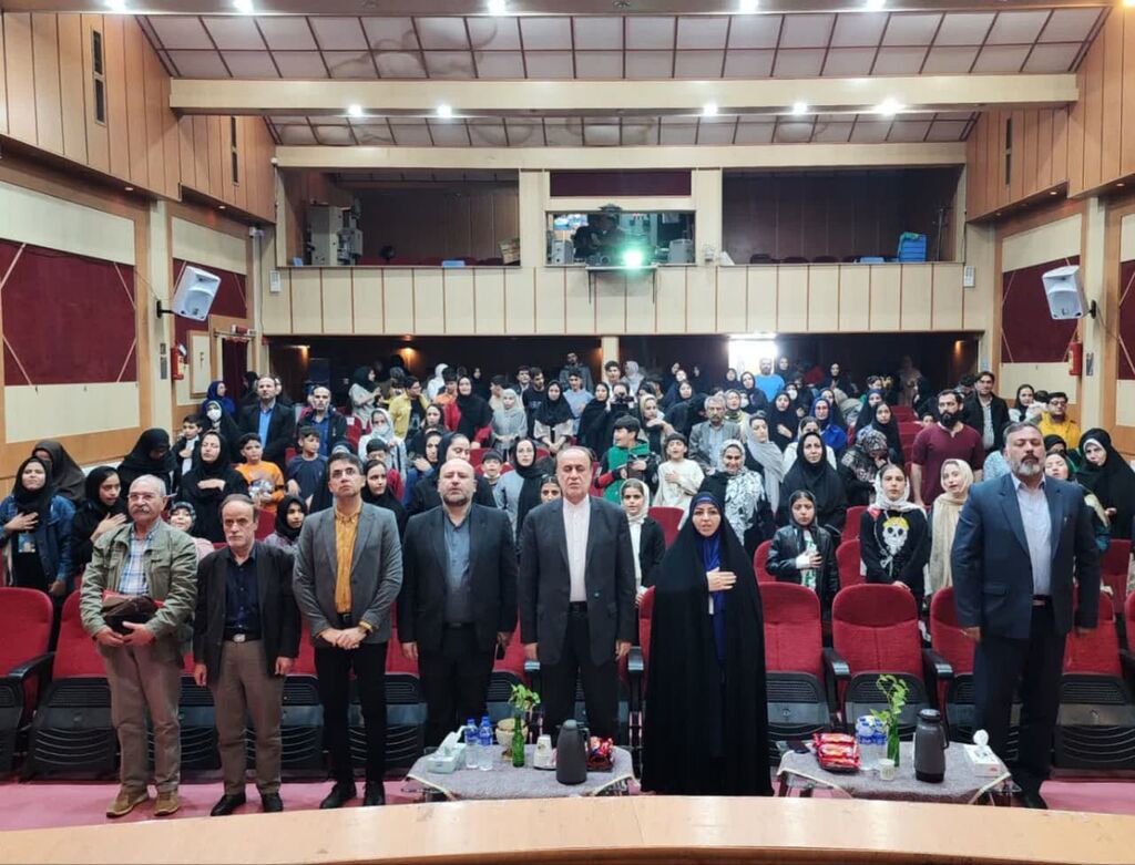 قطار جشنواره هنری نمایش کانون در ایستگاه آخر