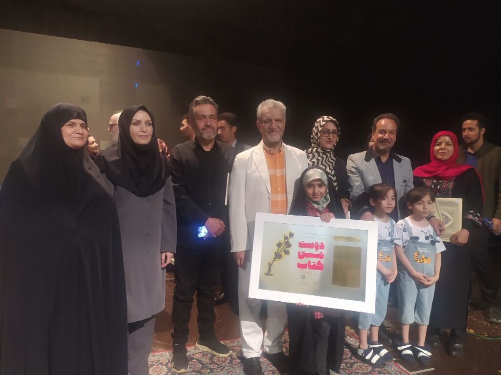 جوایز ادبی استان در دستان بچههای کانون همدان