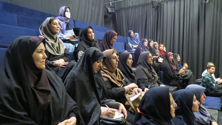 نشست تخصصی هنرهای نمایشی با موضوع نمایش خلاق برگزار شد