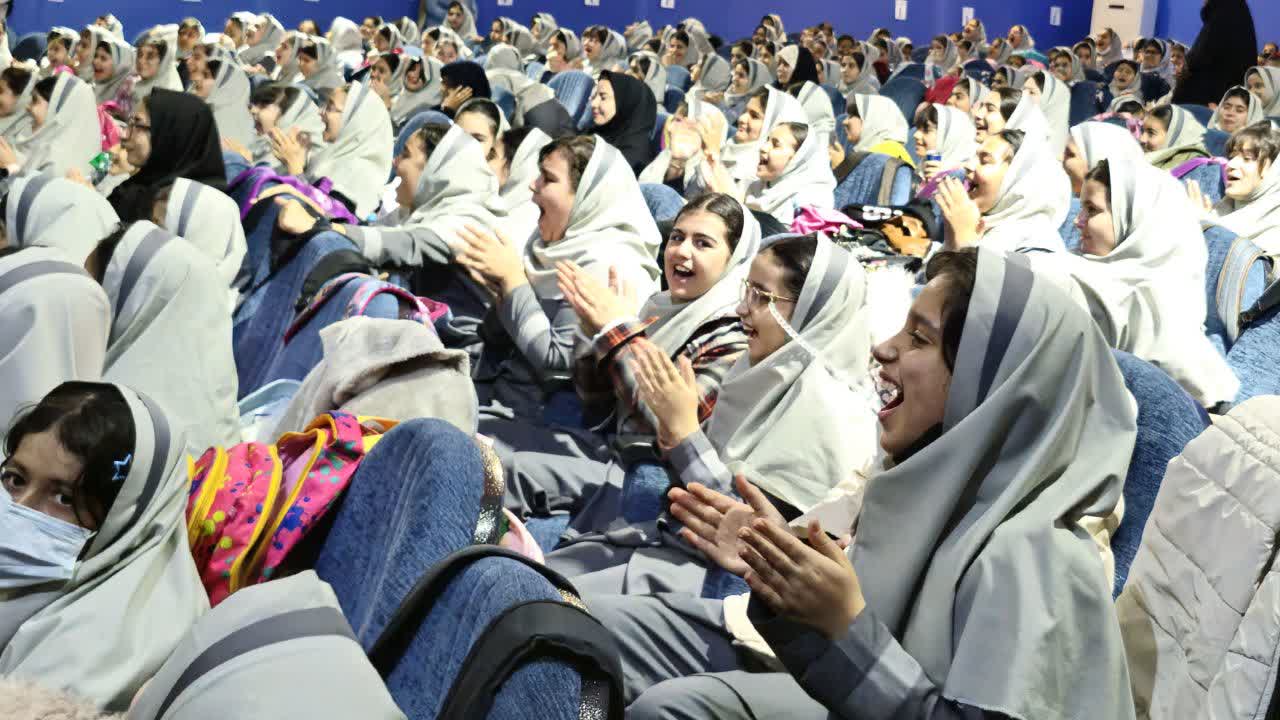ویژه‌برنامه‌ی هفته‌ی معلم در فرهنگسرای آفرینش کانون کرمانشاه