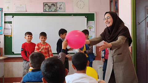 ویژه‌برنامه‌ی پیک امید در روستای روستای شام اسبی اردبیل