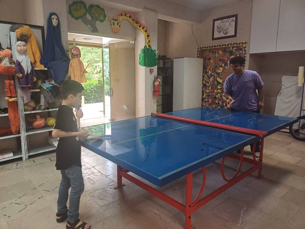 هدیه شهردار گلوگاه به کانون پرورش فکری