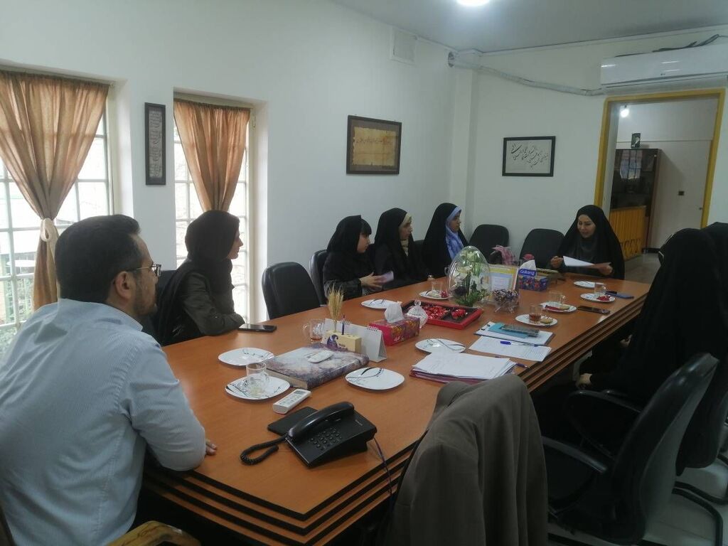 کارگروه مشورتی تشکیل مرکز مجازی در کانون کرمانشاه با همت نوجوانان