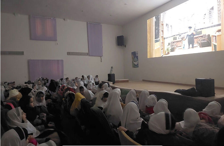 قدردانی ویژه کانون پرورش فکری اردبیل از معلمان و فرهنگیان استان