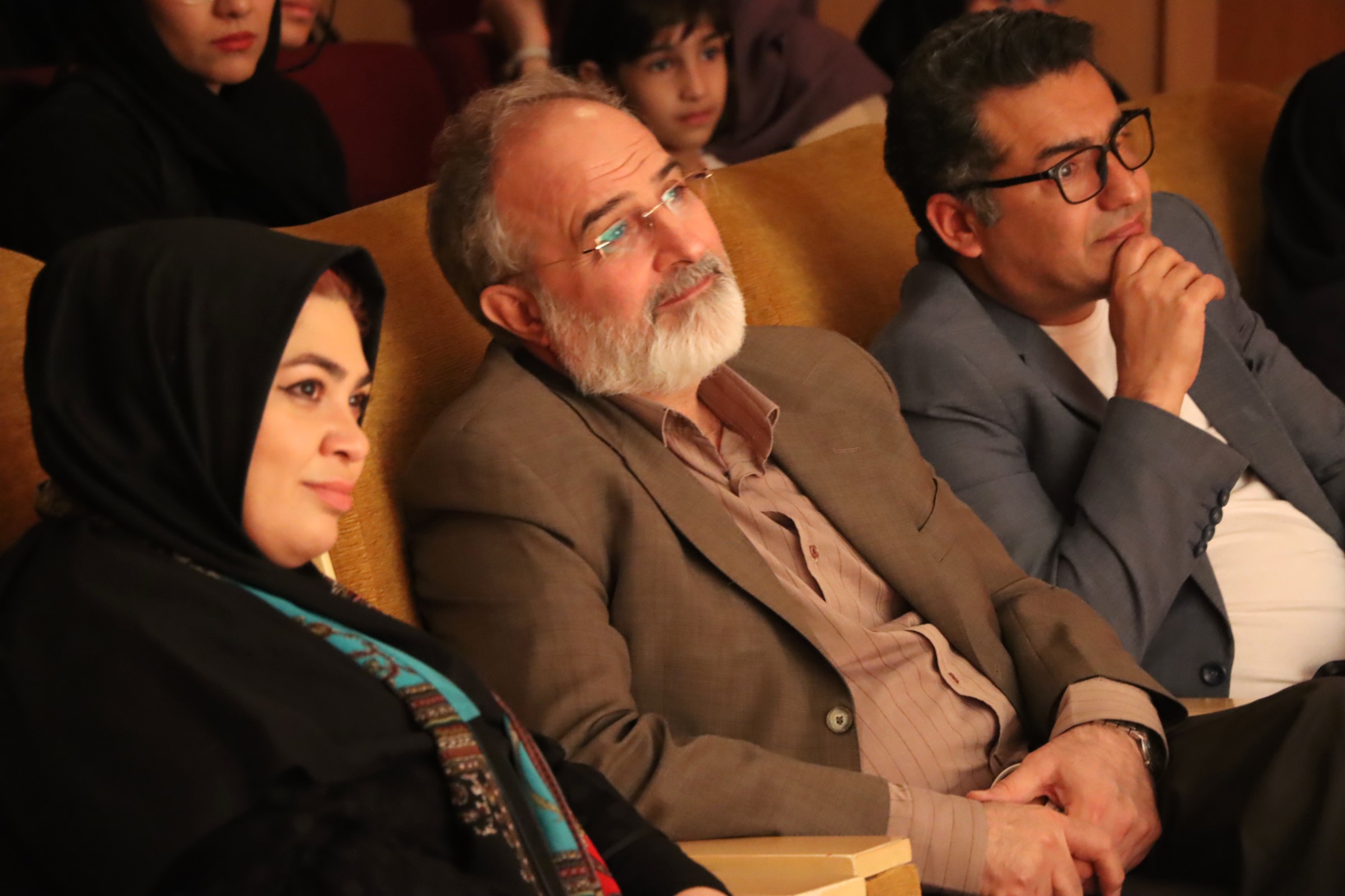 «این صحنه خانه ماست»