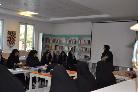 نشست تعاملی فعالان کودک و نوجوان البرز