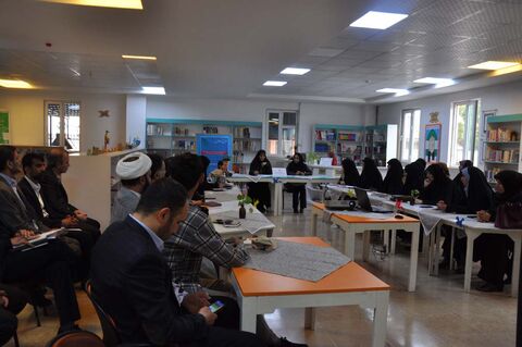 نشست تعاملی فعالان کودک و نوجوان البرز