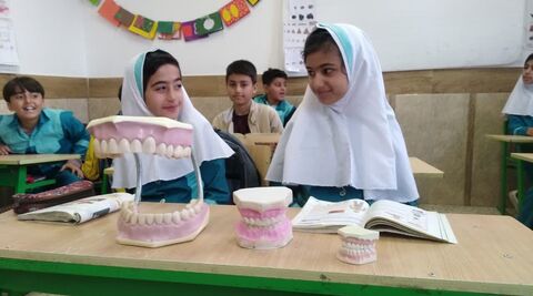 پویش سلامت دهان و دندان در مراکز کانون پرورش فکری کودکان و نوجوانان استان آذربایجان غربی