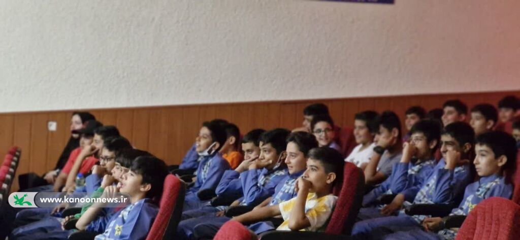 جشنواره هنرهای نمایش کانون هنرهای نمایشی جلوهای از هنر زنده در خراسانجنوبی به میدان آمد