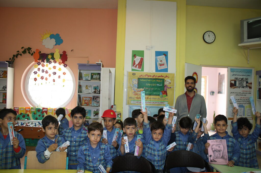 تکاپوی اردیبهشت ماهی در مراکز فرهنگی و هنری کانون استان قزوین