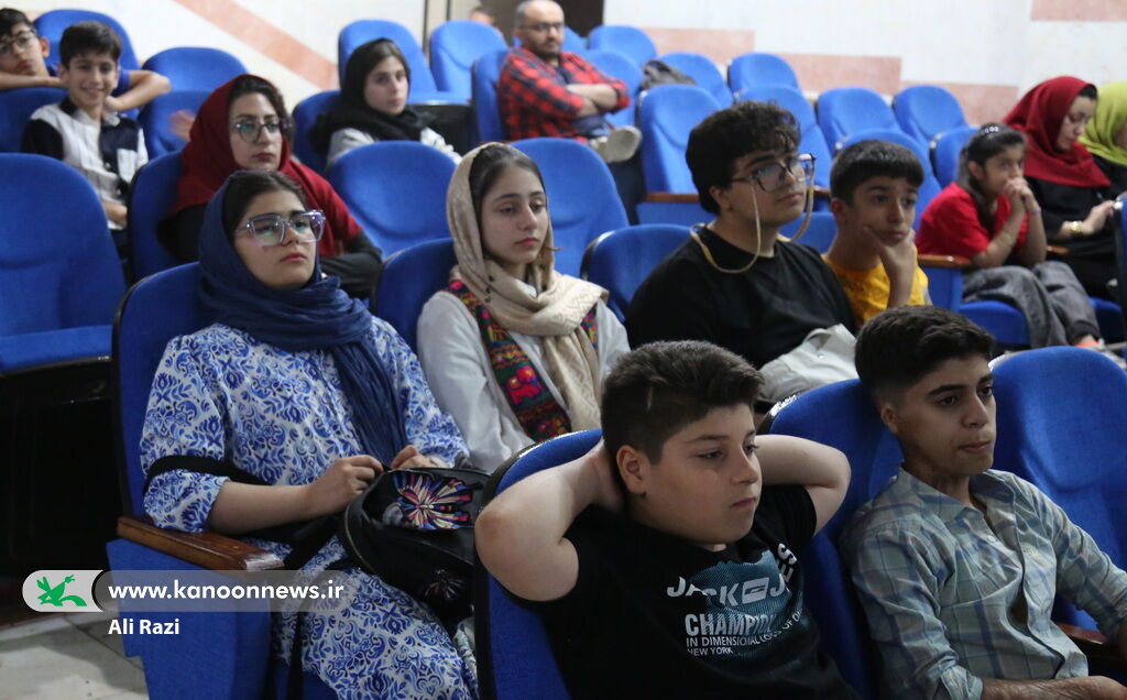 آشنایی مربیان و مخاطبان با تاثیر تربیتی هنر نمایش بر یادگیری اجتماعی نوجوانان