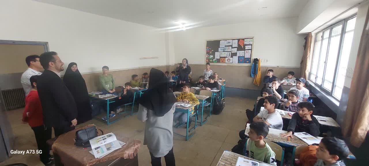 حضور مدیرکل و کانون‌یاور در مدارس کرمانشاه