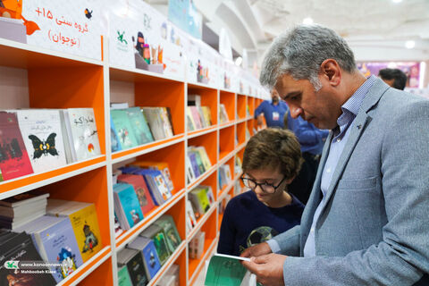 حضور مدیرعامل کانون در سی‌وپنجمین نمایشگاه بین‌المللی کتاب تهران (۳)