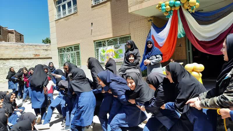 برپایی جشن روز دختر با همیاری کانونیاران