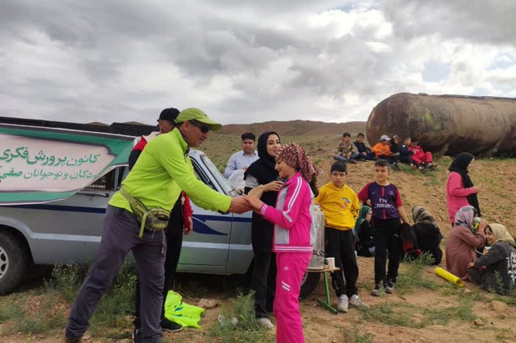 همایش بزرگ کوهپیمایی "دختران آفتاب "