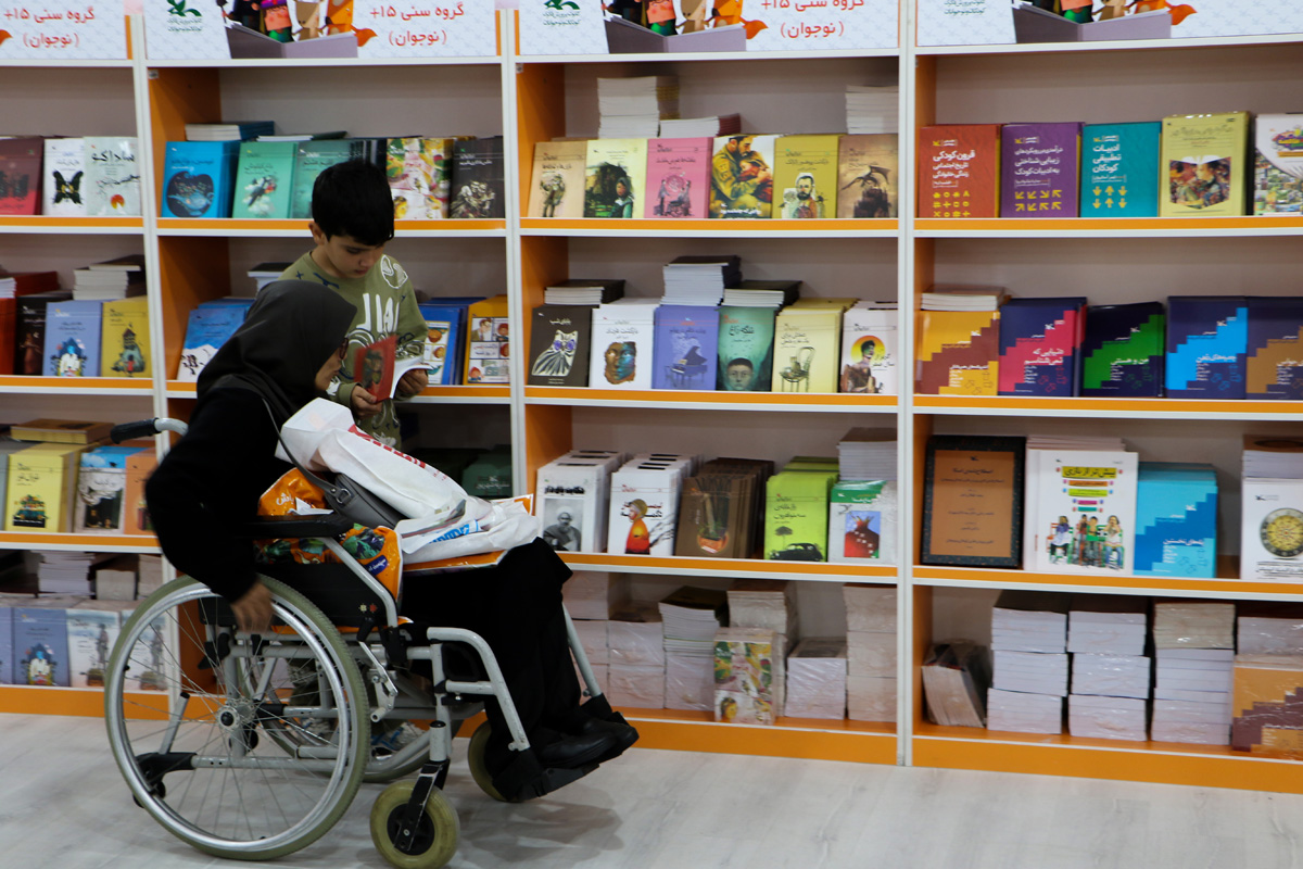 کانون در سی‌وپنجمین نمایشگاه بین‌المللی کتاب تهران (۳)