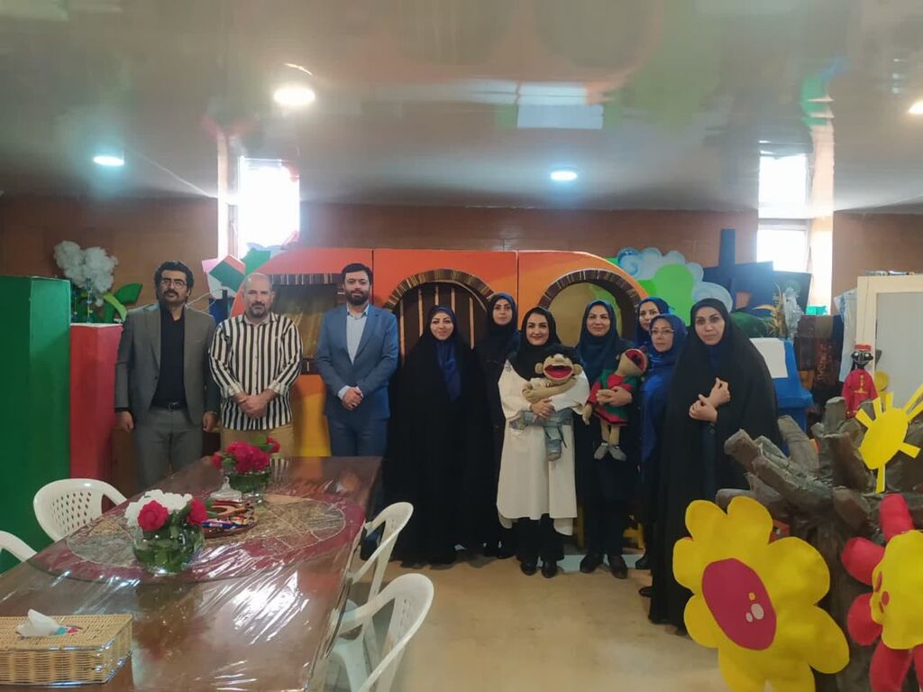 برگزاری دوره تربیت مربی کانون همدان در پایتخت خوشنویسی ایران