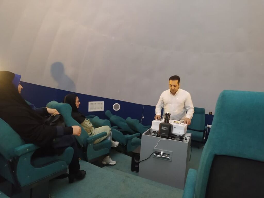 برگزاری دوره تربیت مربی کانون همدان در پایتخت خوشنویسی ایران