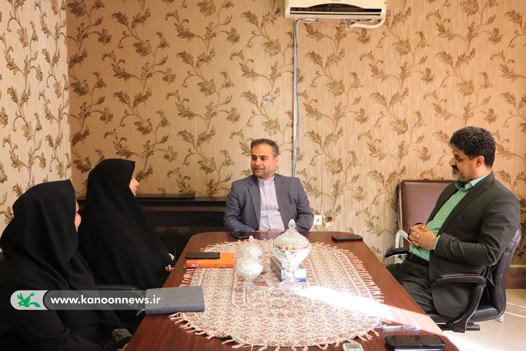 بازدید فرماندار گرگان بههمراه شهردار از کانون پرورش فکری