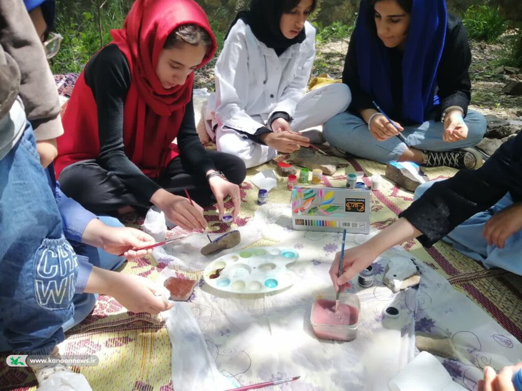 اردوی هنری ادبی دختران مرکز پردیسان به روستای کرمجگان