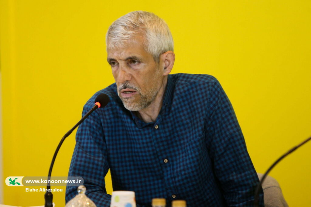 برای مخاطب کتاب مینویسیم یا هنرمندان؟