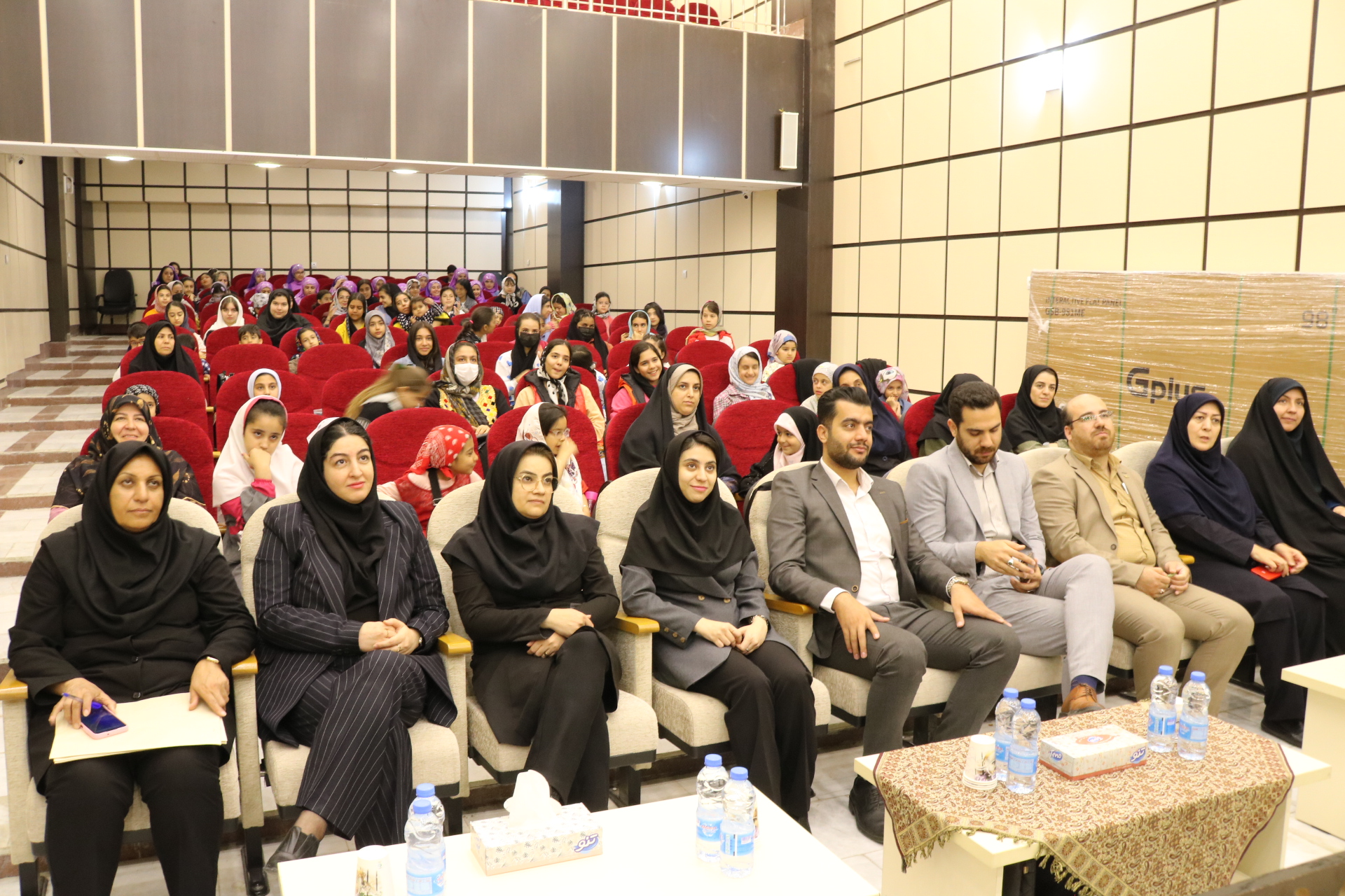 جشن دهه کرامت و روز دختر در کانون استان مرکزی