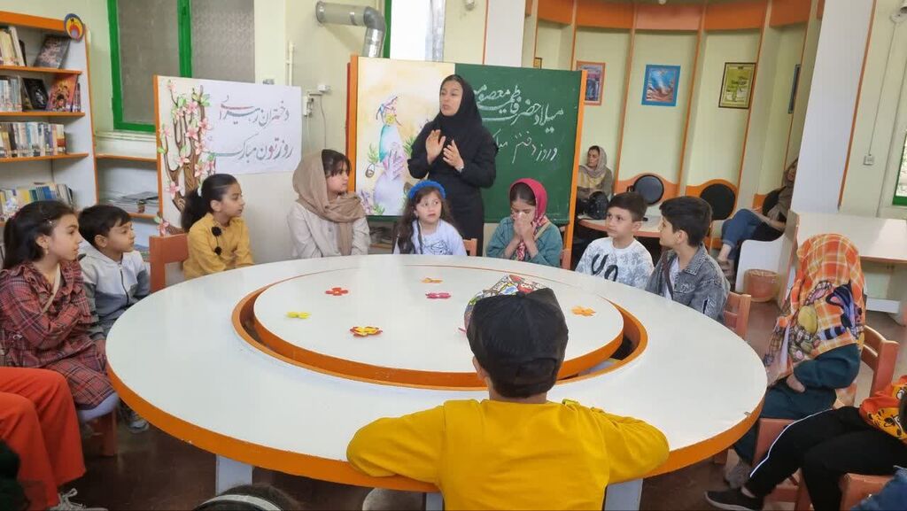 فعالیت های مراکز کانون البرز به مناسبت دههی کرامت در حال اجراست