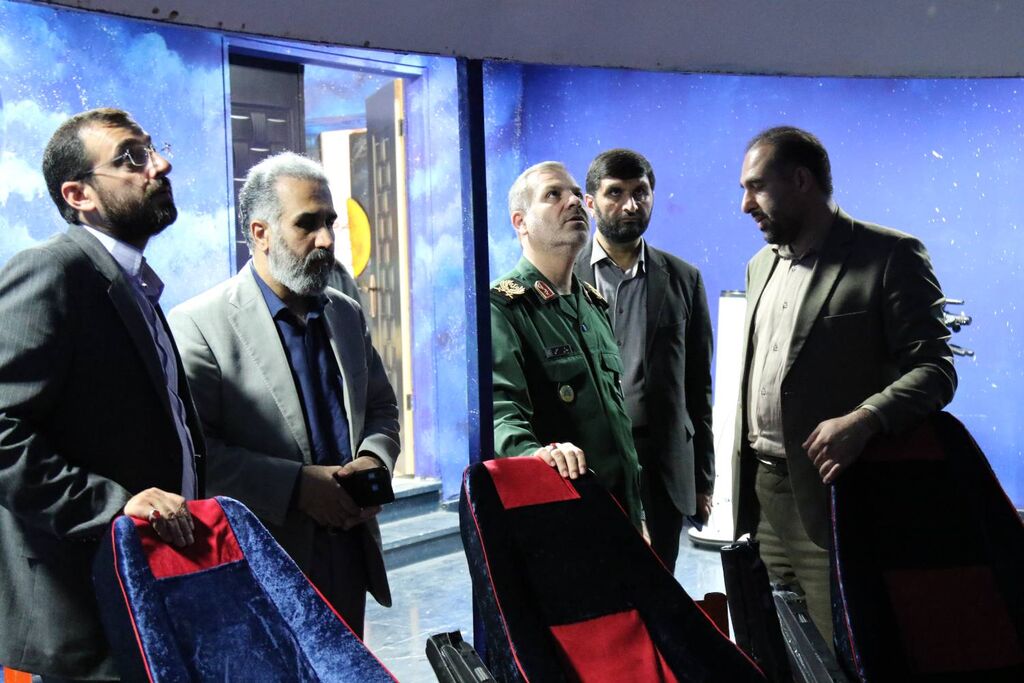 بازید فرمانده سپاه کربلا مازندران از مرکز نجوم کانون فرمانده سپاه کربلا مازندران از مرکز نجوم کانون بازید کرد