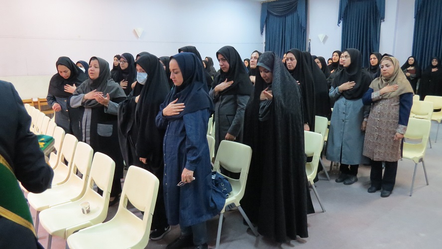 استقبال مربیان کانون از پرچم متبرک آستان قدس رضوی