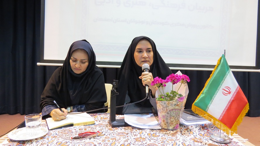 هویت بخشی و جلوگیری از آسیب های اجتماعی با تولید محتواهای تربیت محور