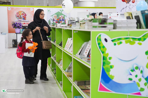 کانون در سی و پنجمین نمایشگاه بین المللی کتاب تهران(۸)
