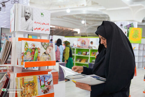 کانون در سی و پنجمین نمایشگاه بین المللی کتاب تهران(۸)