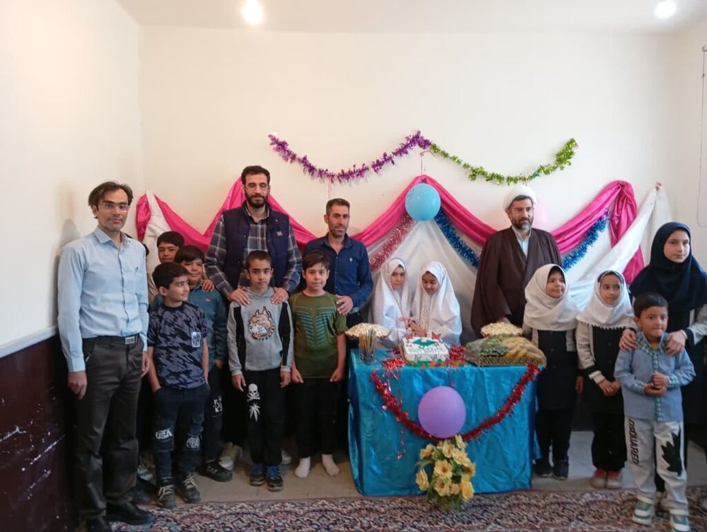 یک روز با مربیان کانون همدان از مرکز تا دل روستا