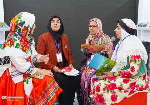 کانون در سی و پنجمین نمایشگاه بین المللی کتاب تهران(۱۰)