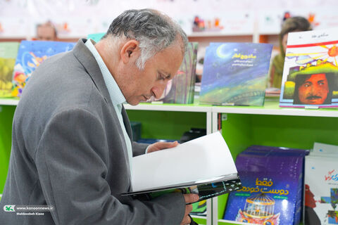 کانون در سی و پنجمین نمایشگاه بین المللی کتاب تهران(۱۰)