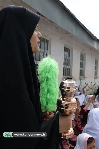 یک کلاس، یک قفسه با حضور خادمیاران رضوی متبرک شد چهارمحال و بختیاری 1403