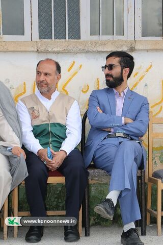 یک کلاس، یک قفسه با حضور خادمیاران رضوی متبرک شد چهارمحال و بختیاری 1403