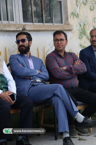 یک کلاس، یک قفسه با حضور خادمیاران رضوی متبرک شد چهارمحال و بختیاری 1403