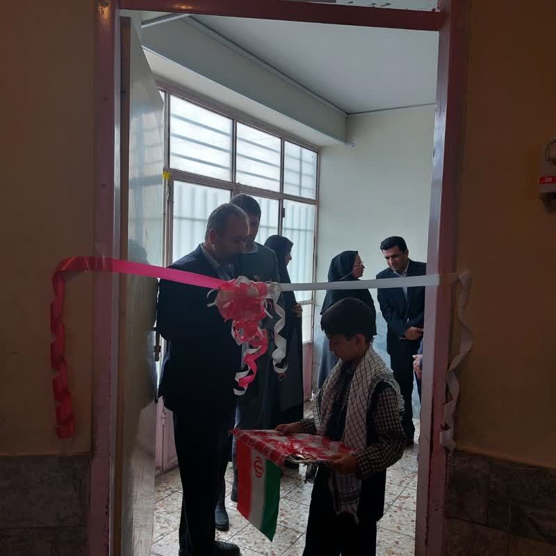 «هر کلاس، یک قفسه کتاب»