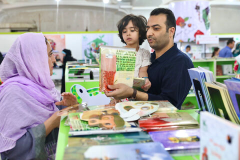 کانون در سی و پنجمین نمایشگاه بین المللی کتاب تهران