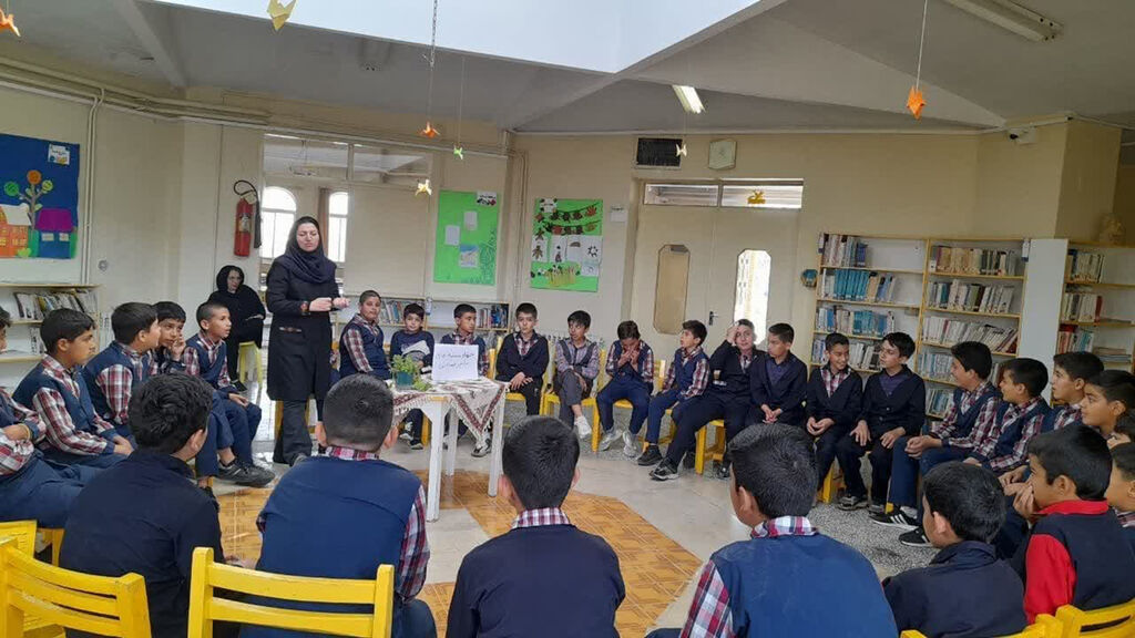 یک روز  پر بار علمی برای اعضای کانون همدان