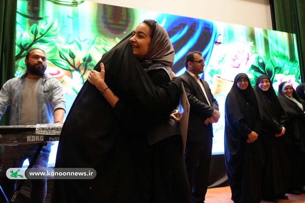 عضو نوجوان کانون دختر اثرگذار استان بوشهر شد