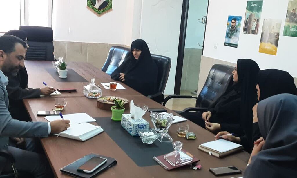 باید با نگاه نرم و فرهنگی حجاب را نهادینه کنیم