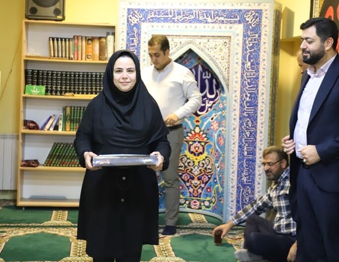 ویژه برنامه دهه کرامت و تقدیر از همکاران در کانون استان قزوین