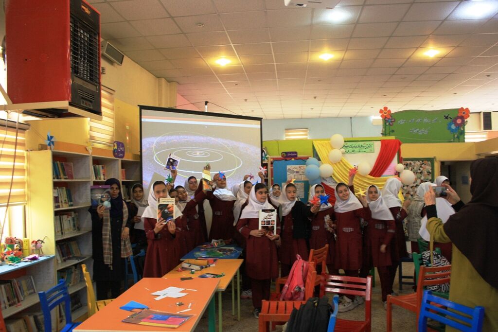 ویژه برنامههای هفته نجوم در مراکز فرهنگی و هنری کانون استان قزوین