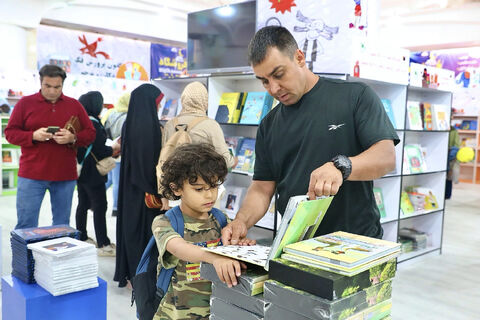 کانون در سی و پنجمین نمایشگاه بینالمللی کتاب تهران